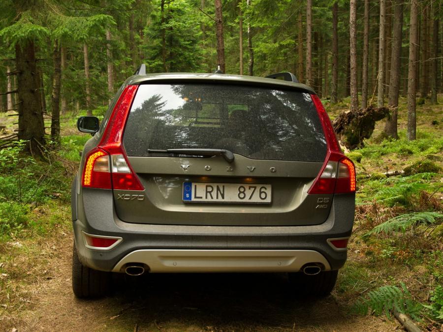  Volvo XC70 D5 2009 года  (фото 3 из 19)